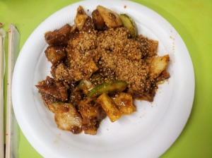 Chinese rojak (tossed salad with fruits, vegetables, and Chinese fritters) at Clementi hawker centre